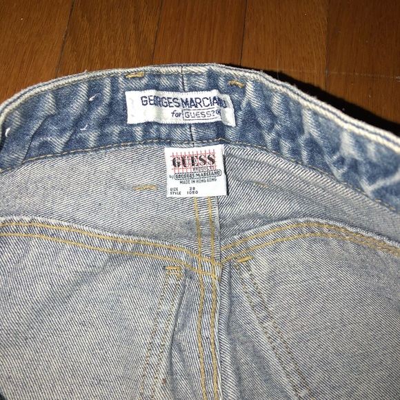 Vintage Guess High-Waisted Jean Shorts - Picture 3 of 4